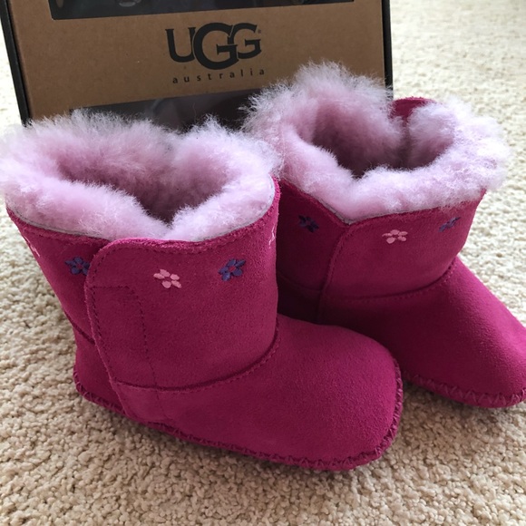 baby girl ugg boots size 4